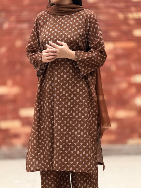 Mud Brown (Unstitched khaddar) 5m