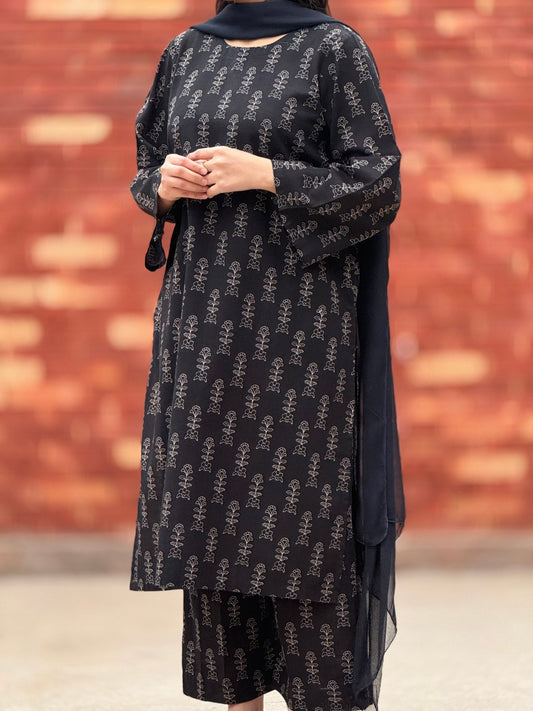 Midnight Black (Unstitched khaddar) 5m