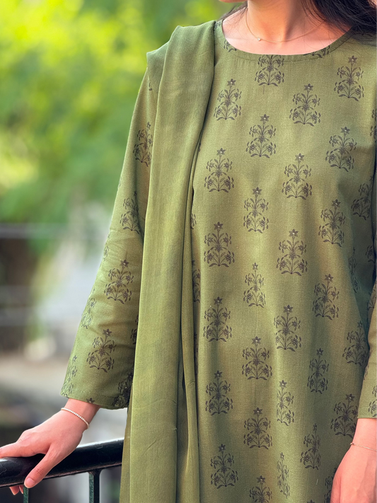 Matcha Green (Unstitched Light khaddar) 5m