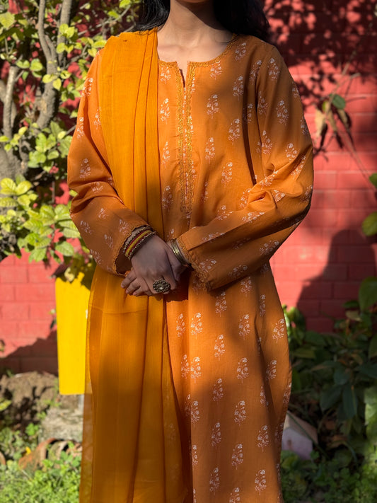 Marigold - Unstitched Lawn (Cotton 4.5m)