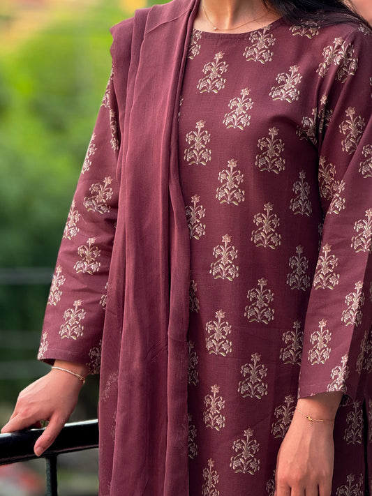 Red Grape (Unstitched Light khaddar) 5m