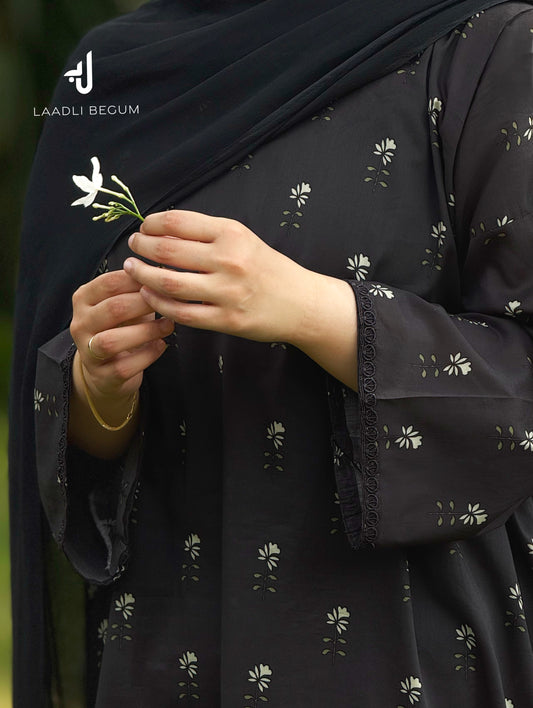 Black motia - Premium Lawn Unstitched 5m