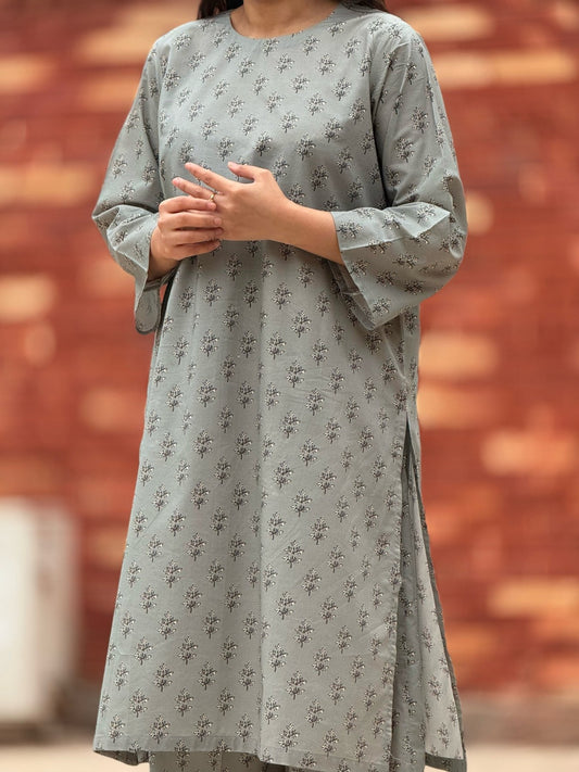 Silver Fine Cambric Unstitched (5m)