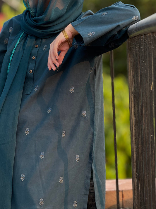 Embroidered Zinc Blue Kurta ( Stitched Festive )