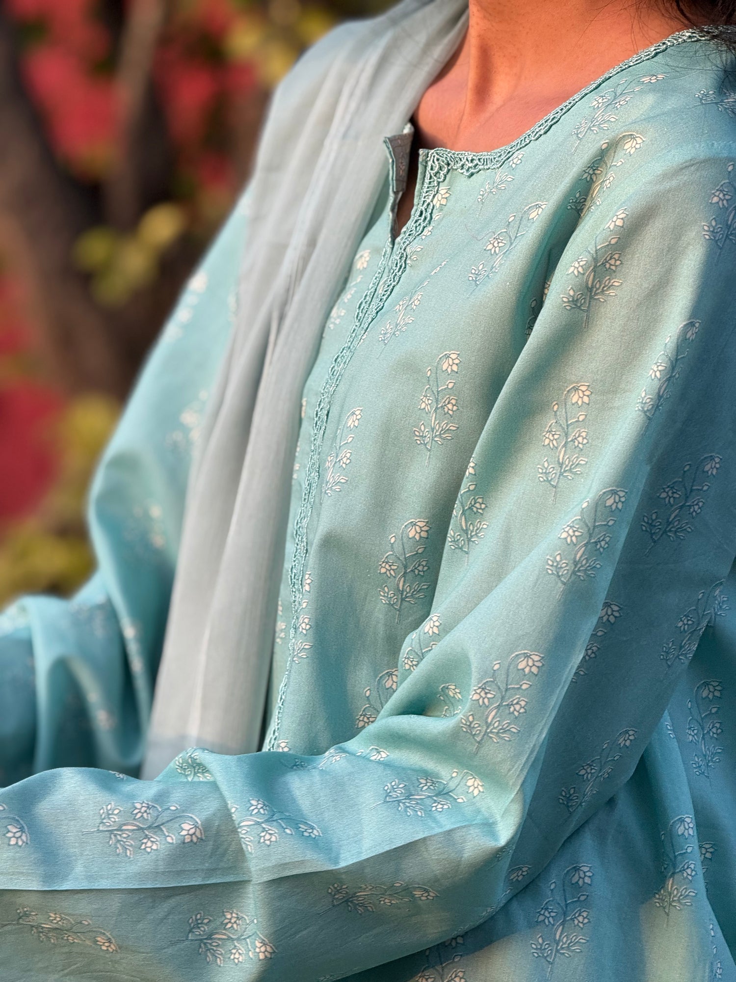 Bahaar Lawn Shirt Piece- 2025